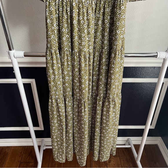 Ann Taylor Floral Smocked Bodice Maxi Dress Cottagecore Whimsy Farm Boho Style - Picture 12 of 15